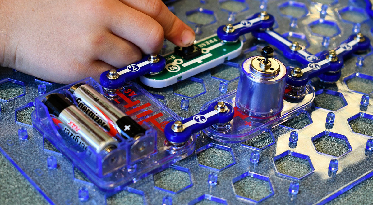 Why You Should Choose a STEAM School