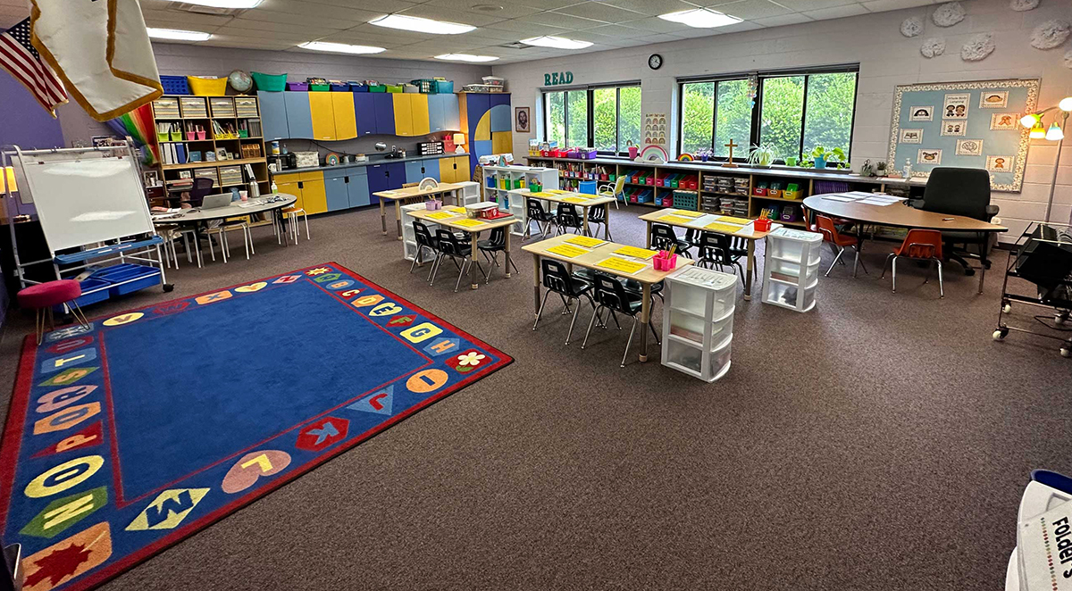 small_class_sizes_vs_large_schools_why_personal_attention_matters Emmanuel Lutheran School - Asheville Christian School - Blog